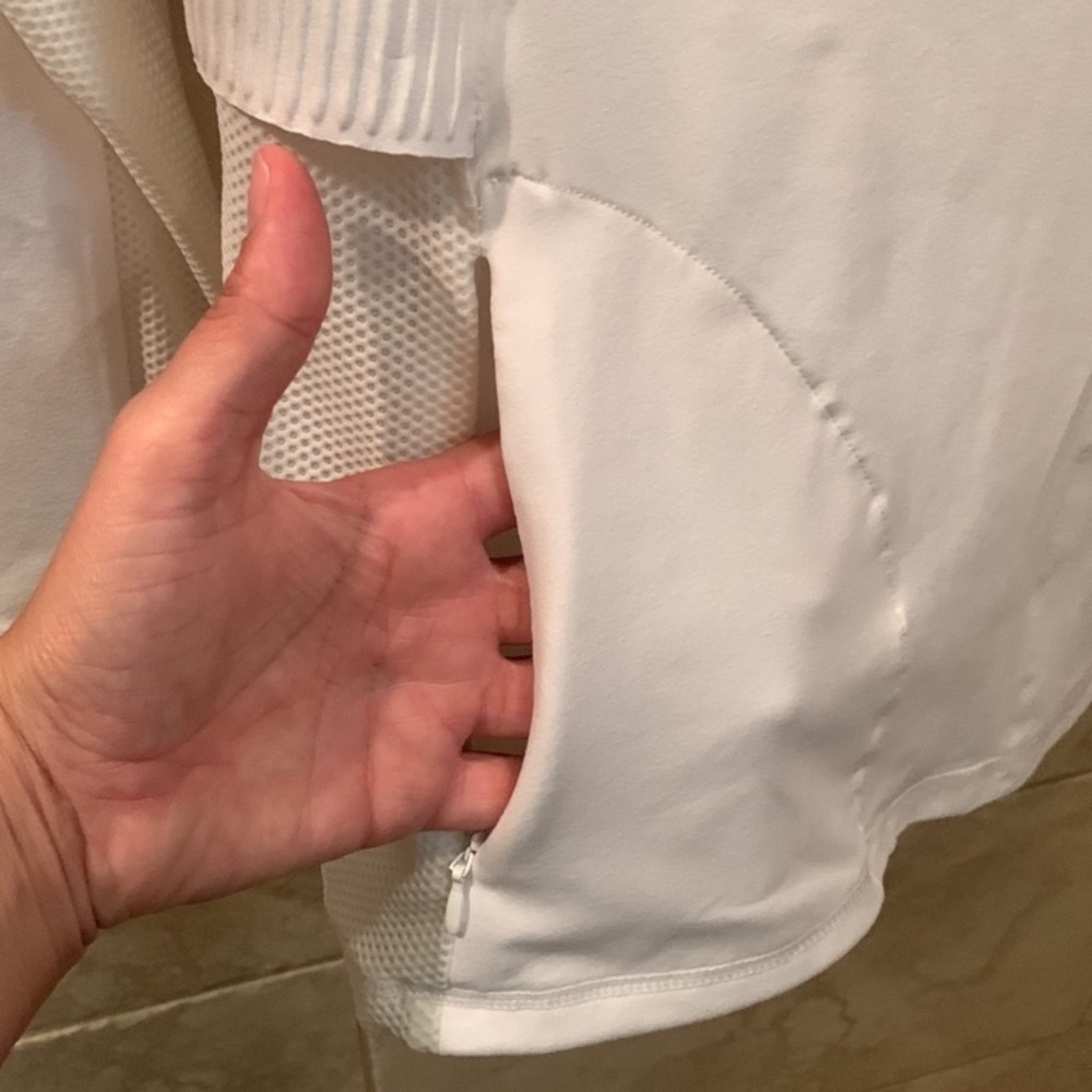 Fabletics Performance Jacket Size Medium - image 8